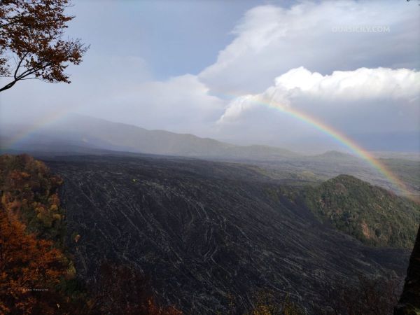 Etna rainbow